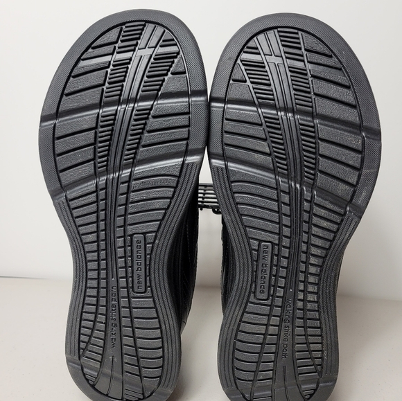 New Balance Women's 577 V1 Hook and Loop Walking Shoe Black Sz 10W - Picture 6 of 11